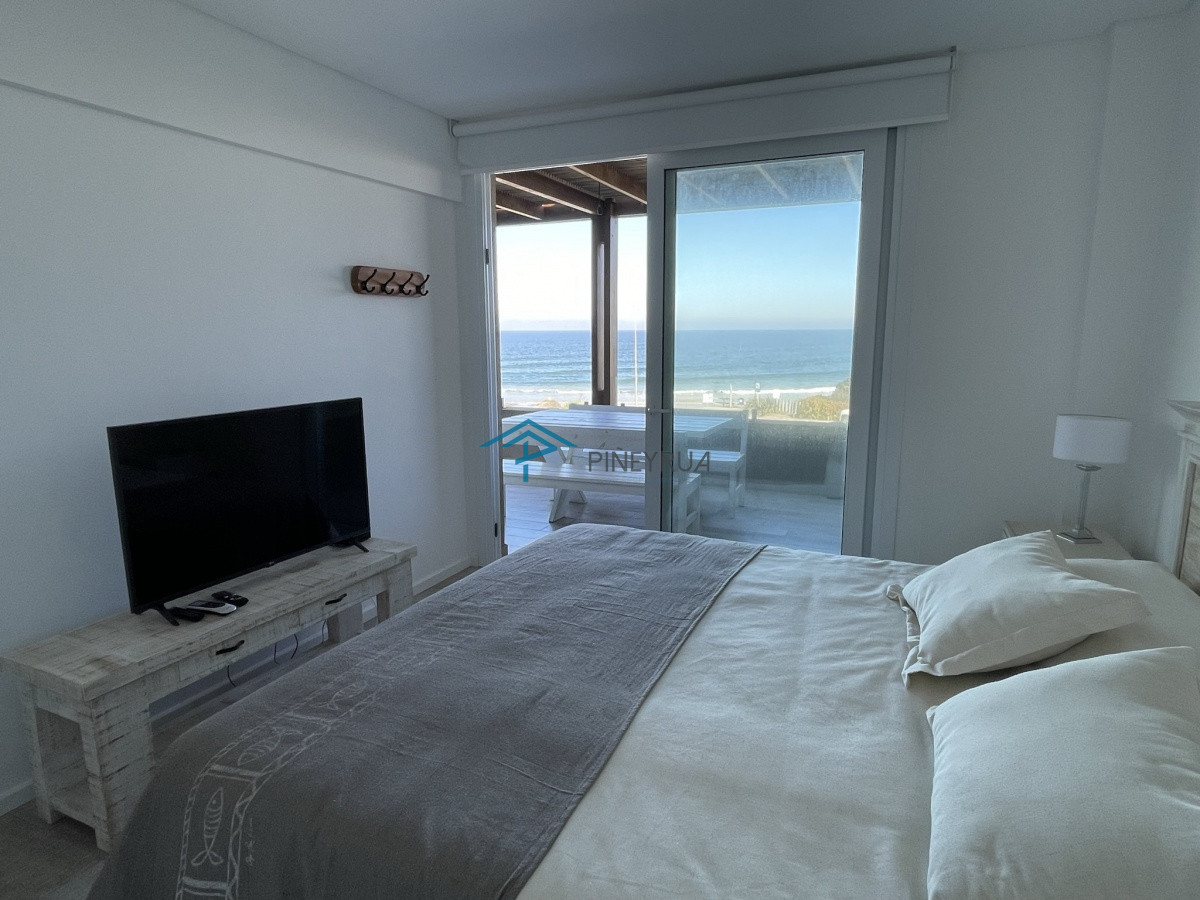 Apartamento ID.83 - PALCOS DE LA POSTA 206 ESPECTACULAR APARTAMENTO EN VENTA FRENTE AL MAR 4 DORM