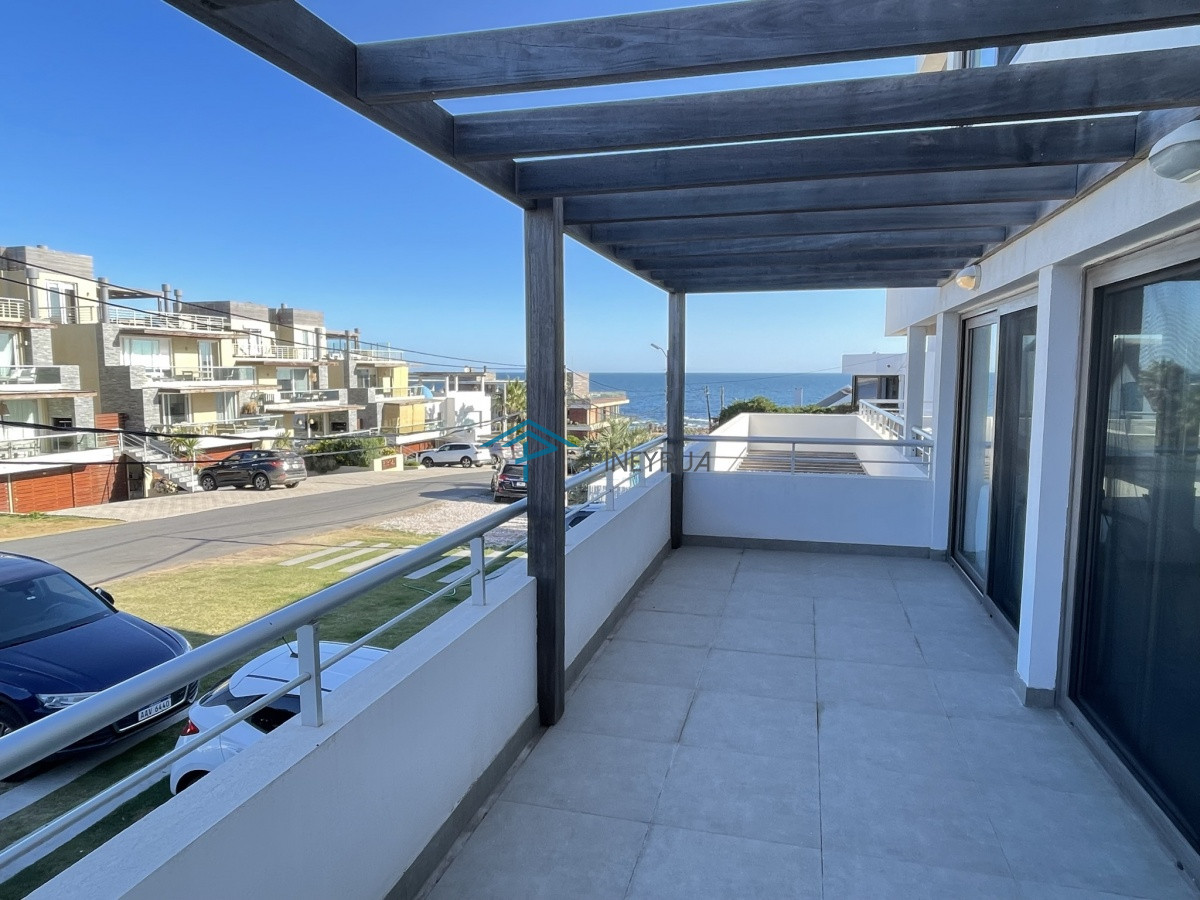 Apartamento ID.13 - APARTAMENTO DE TRES DORMITORIOS EN LA BARRA MUY BIEN UBICADO