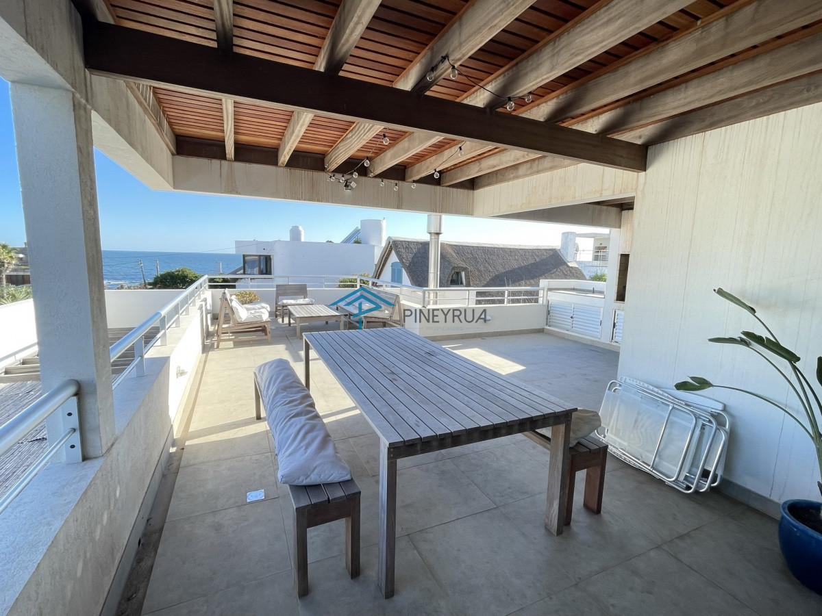 Apartamento ID.13 - APARTAMENTO DE TRES DORMITORIOS EN LA BARRA MUY BIEN UBICADO