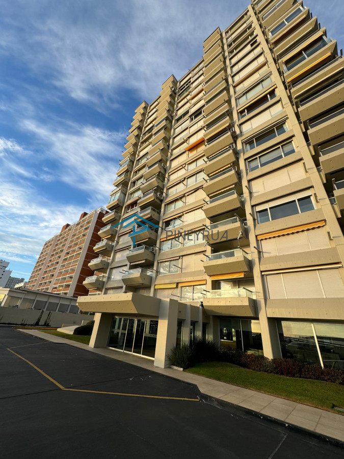 MALECON I UNIDAD 604 ESPECTACULAR APARTAMENTO EN VENTA EN LA PENINSULA
