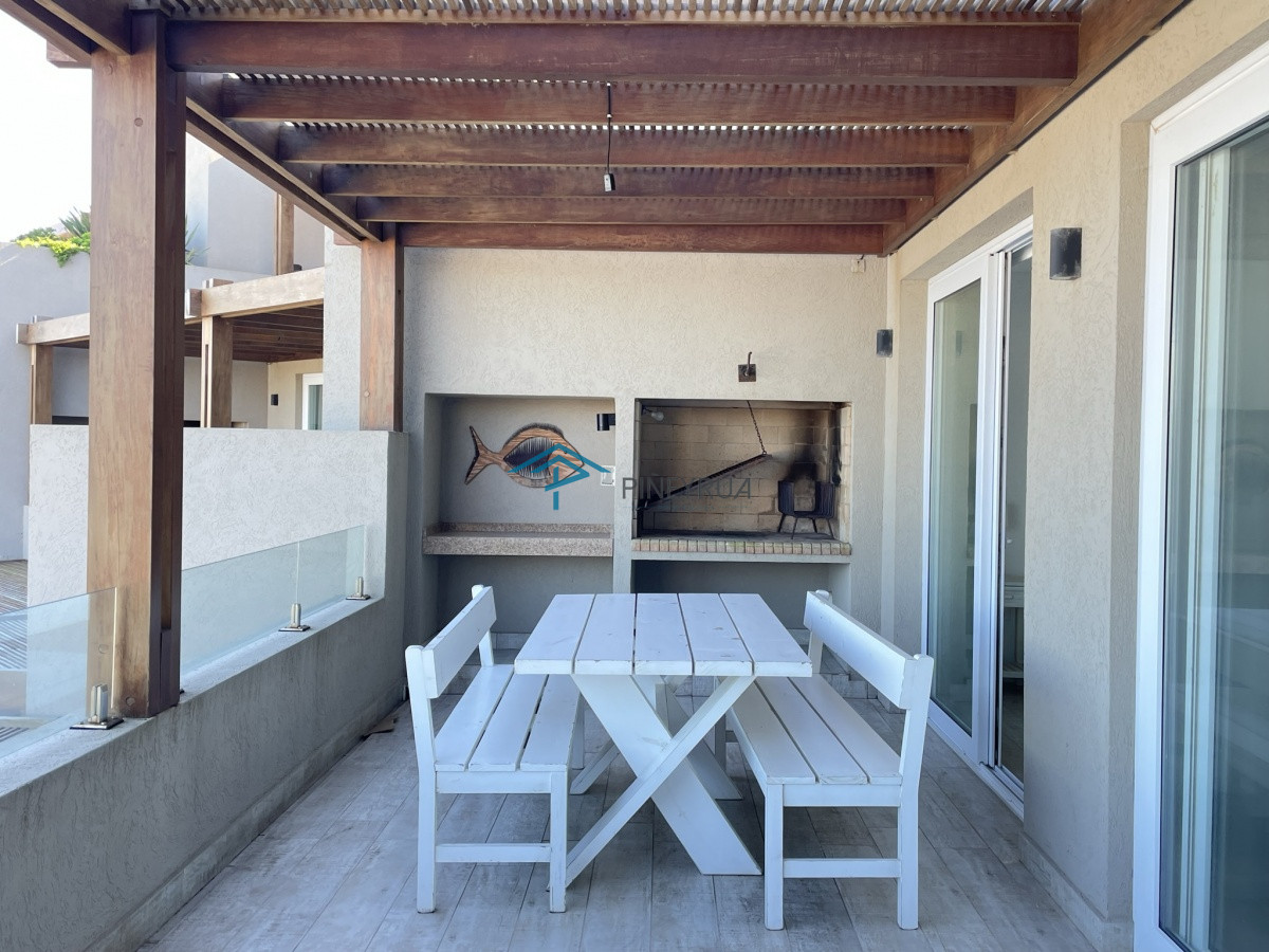 Apartamento ID.83 - PALCOS DE LA POSTA 206 ESPECTACULAR APARTAMENTO EN VENTA FRENTE AL MAR 4 DORM