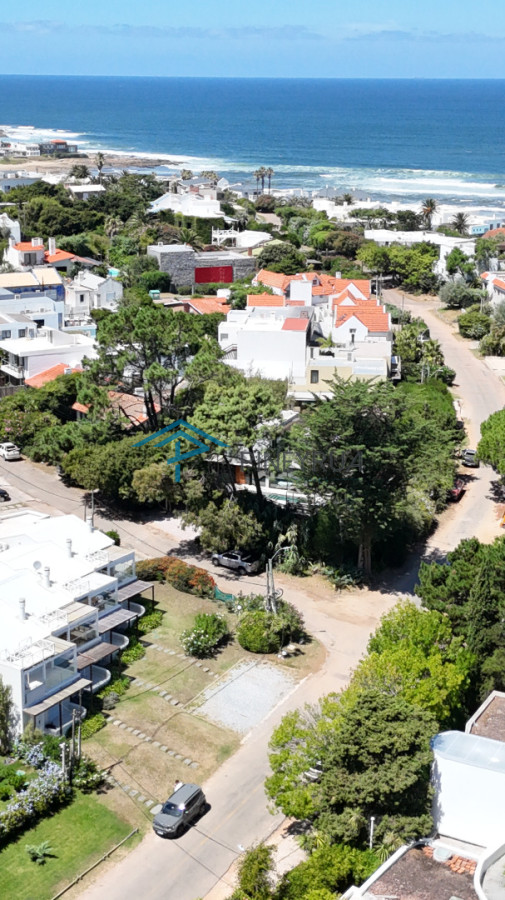 Apartamento en Venta en La Barra Miradores 2 