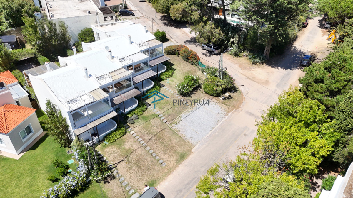 Apartamento en Venta en La Barra Miradores 2 