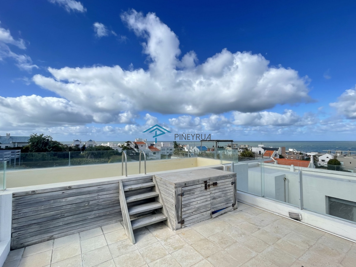 Apartamento ID.159 - APARTAMENTO EN VENTA, MUY BUENA UBICACION EN LA BARRA 3 DORMITORIOS