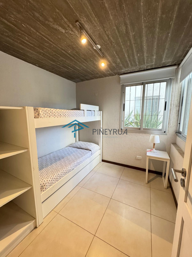 EN VENTA EDIFICIO BRISAS UNIDAD 04 3 DORMITORIOS