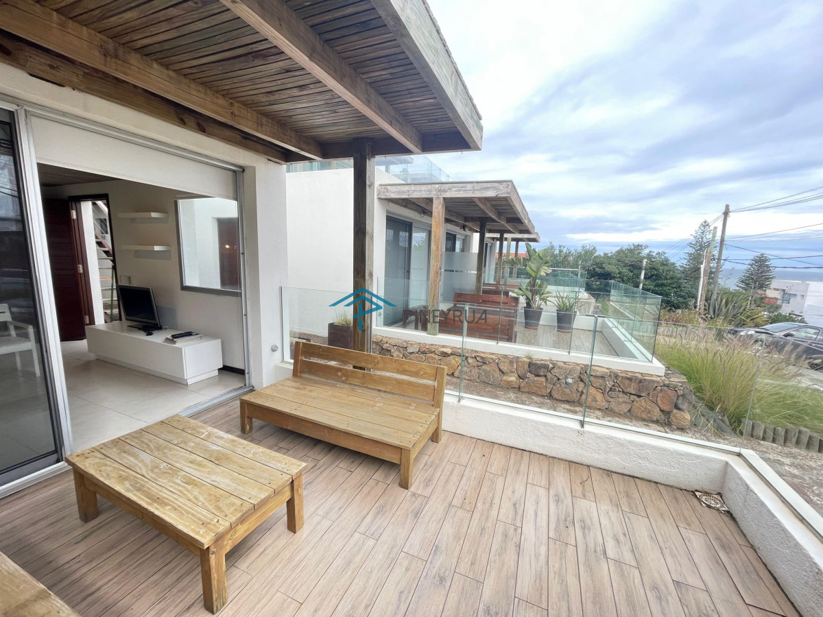 Apartamento ID.159 - APARTAMENTO EN VENTA, MUY BUENA UBICACION EN LA BARRA 3 DORMITORIOS