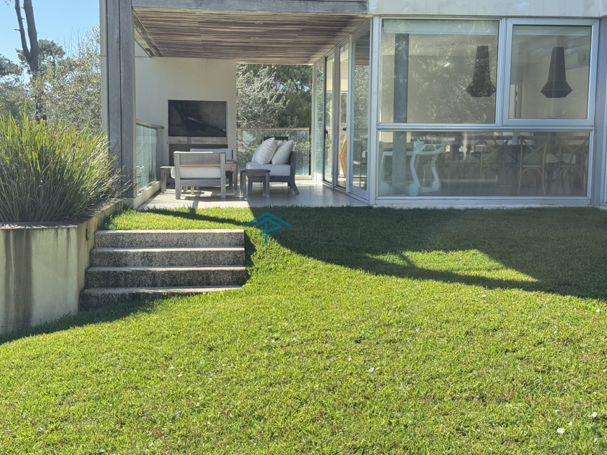 Residencias del Mar apartamento en Laguna Blanca.