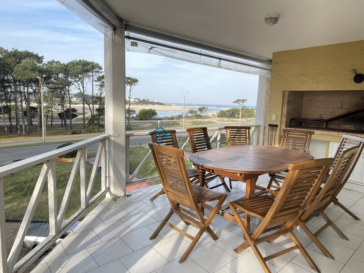 Apartamento ID.169 - APARTAMENTO EN VENTA SOBRE LA BRAVA, EDIFICIO PINARES DE LA BARRA 