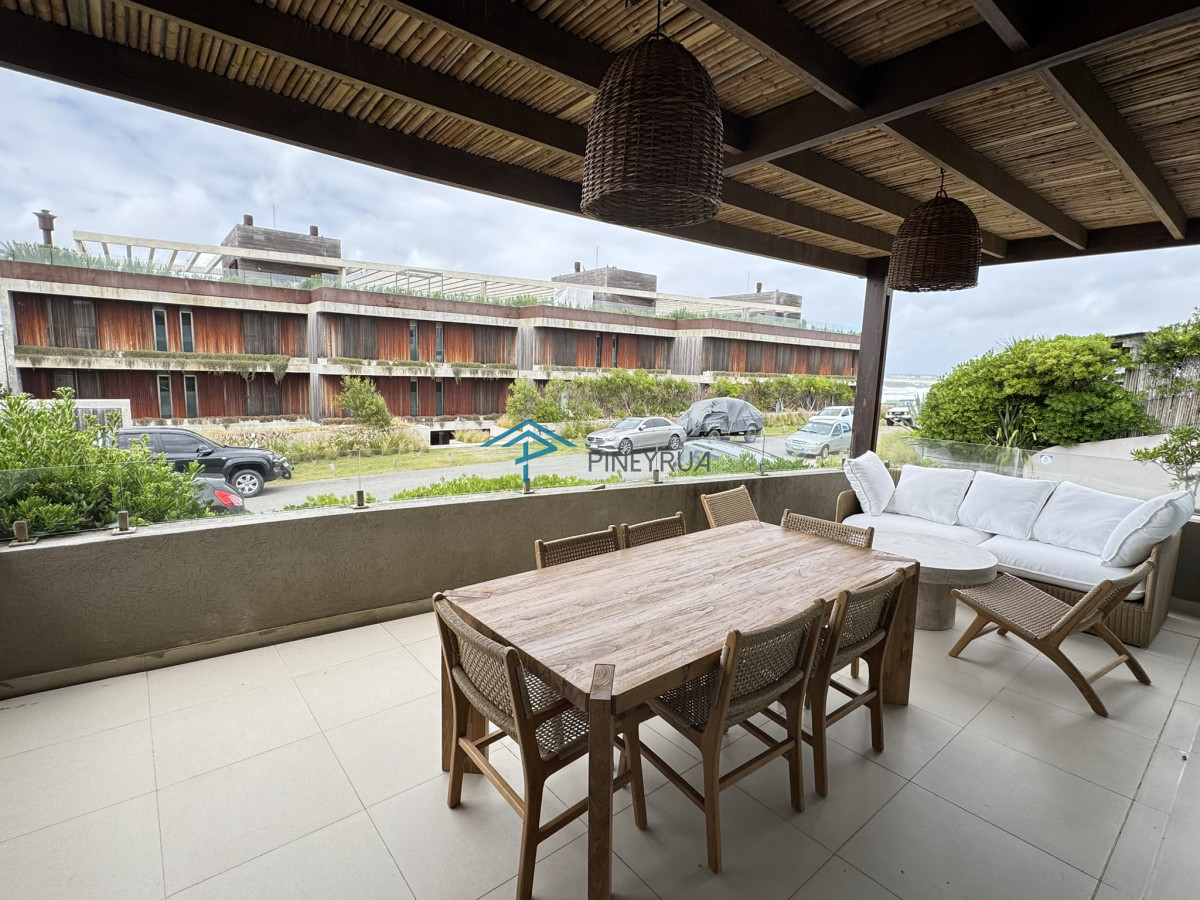 APARTAMENTO EN ALQUILER EN EDIFICIO BAHIA DE MONTOYA 3 DORMITORIOS