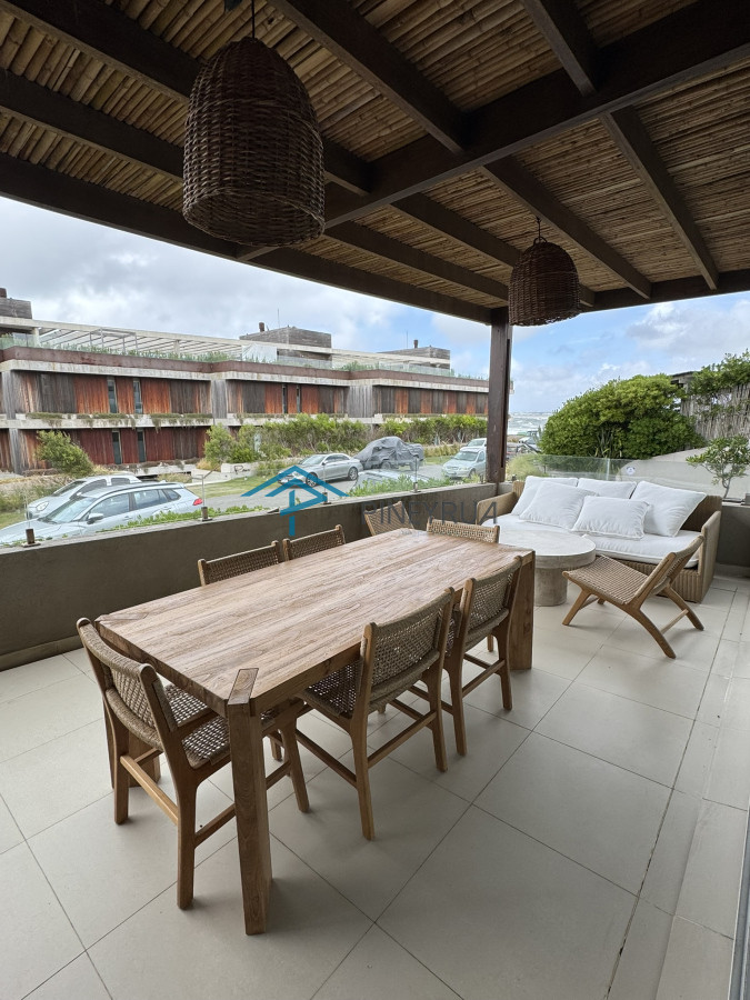 APARTAMENTO EN ALQUILER EN EDIFICIO BAHIA DE MONTOYA 3 DORMITORIOS