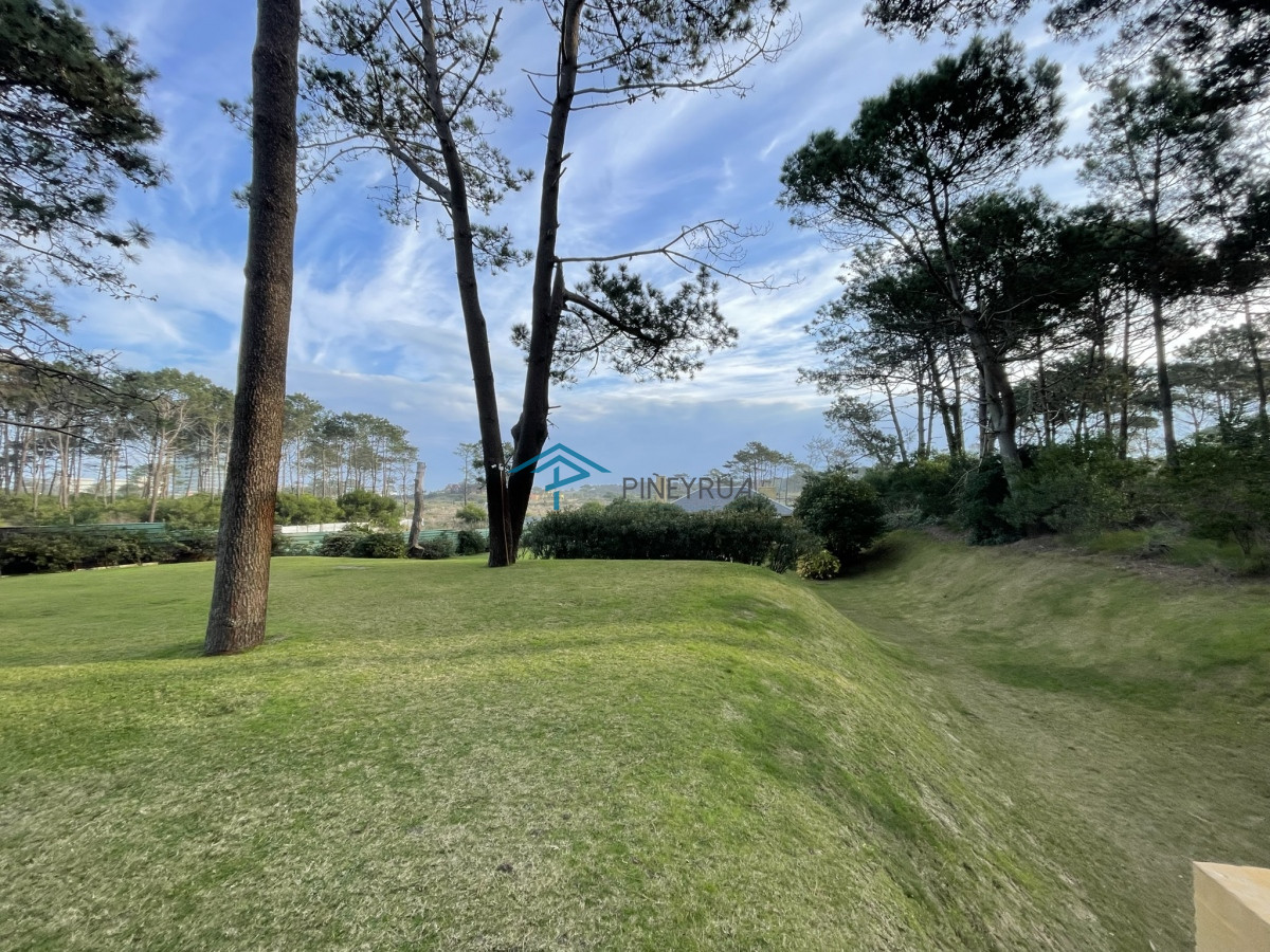 Apartamento ID.168 - APARTAMENTO EN VENTA EN EDIFICIO PINARES DE LA BARRA 3 DORMITORIOS