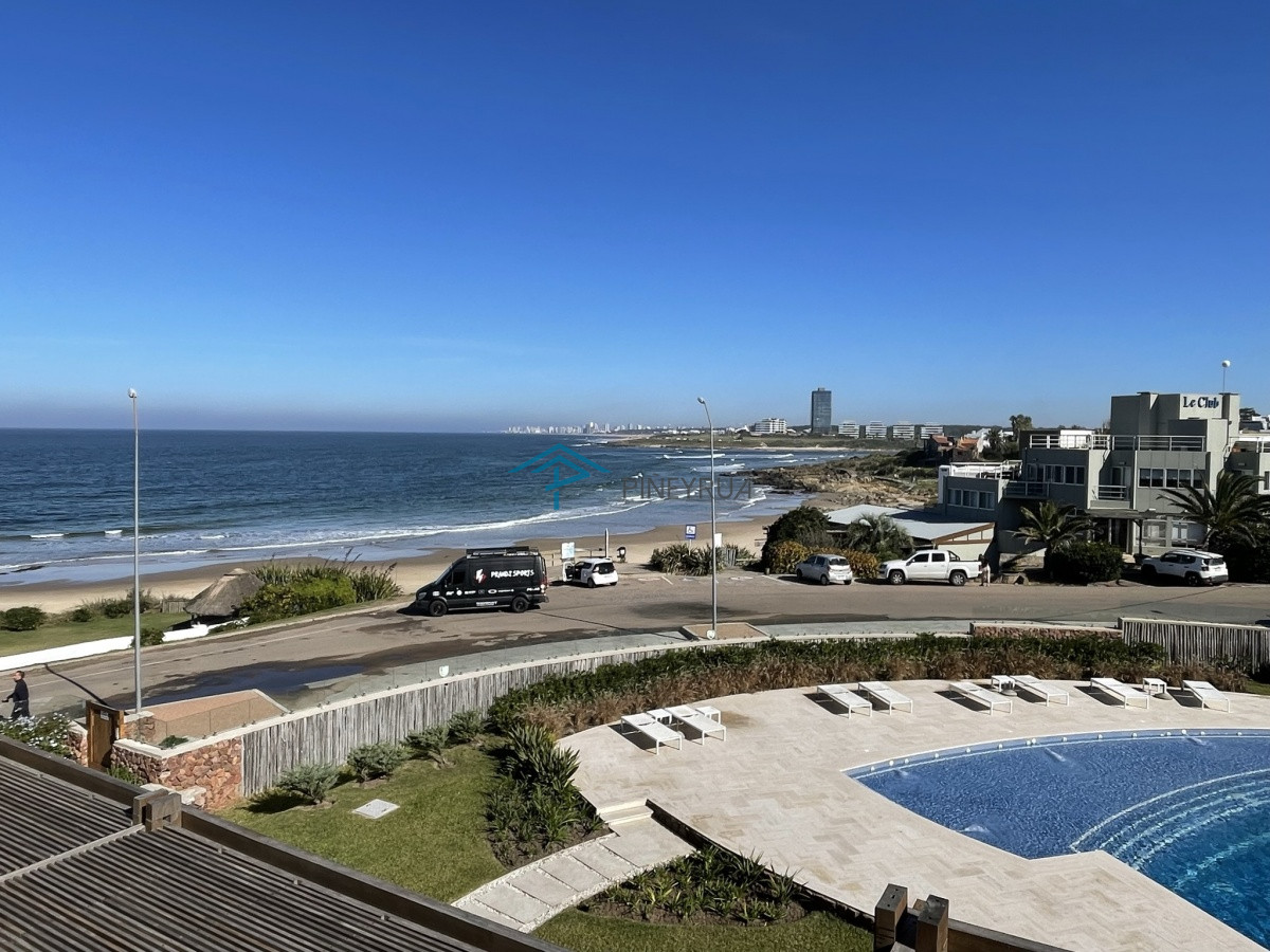 Apartamento ID.88 - PALCOS DE LA POSTA 203 EXCELENTE APARTAMENTO EN VENTA FRENTE AL MAR 2 DORM