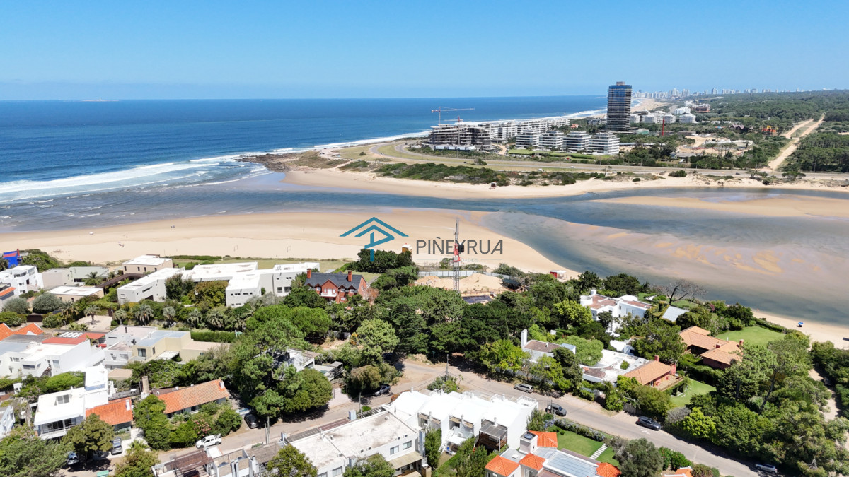 Apartamento en Venta en La Barra Miradores 2 