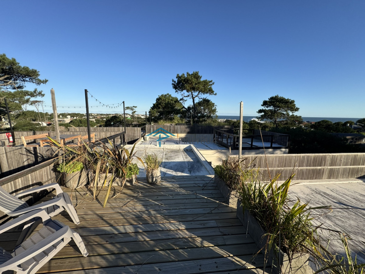 Apartamento en venta en La Juanita 1 dormitorio 