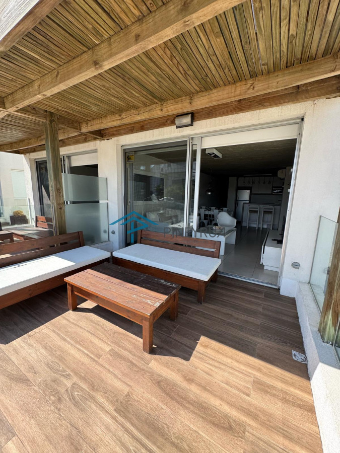 Apartamento ID.63 - APARTAMENTO EN VENTA EN LA BARRA MUY BUENA UBICACION 3 DORMITORIOS