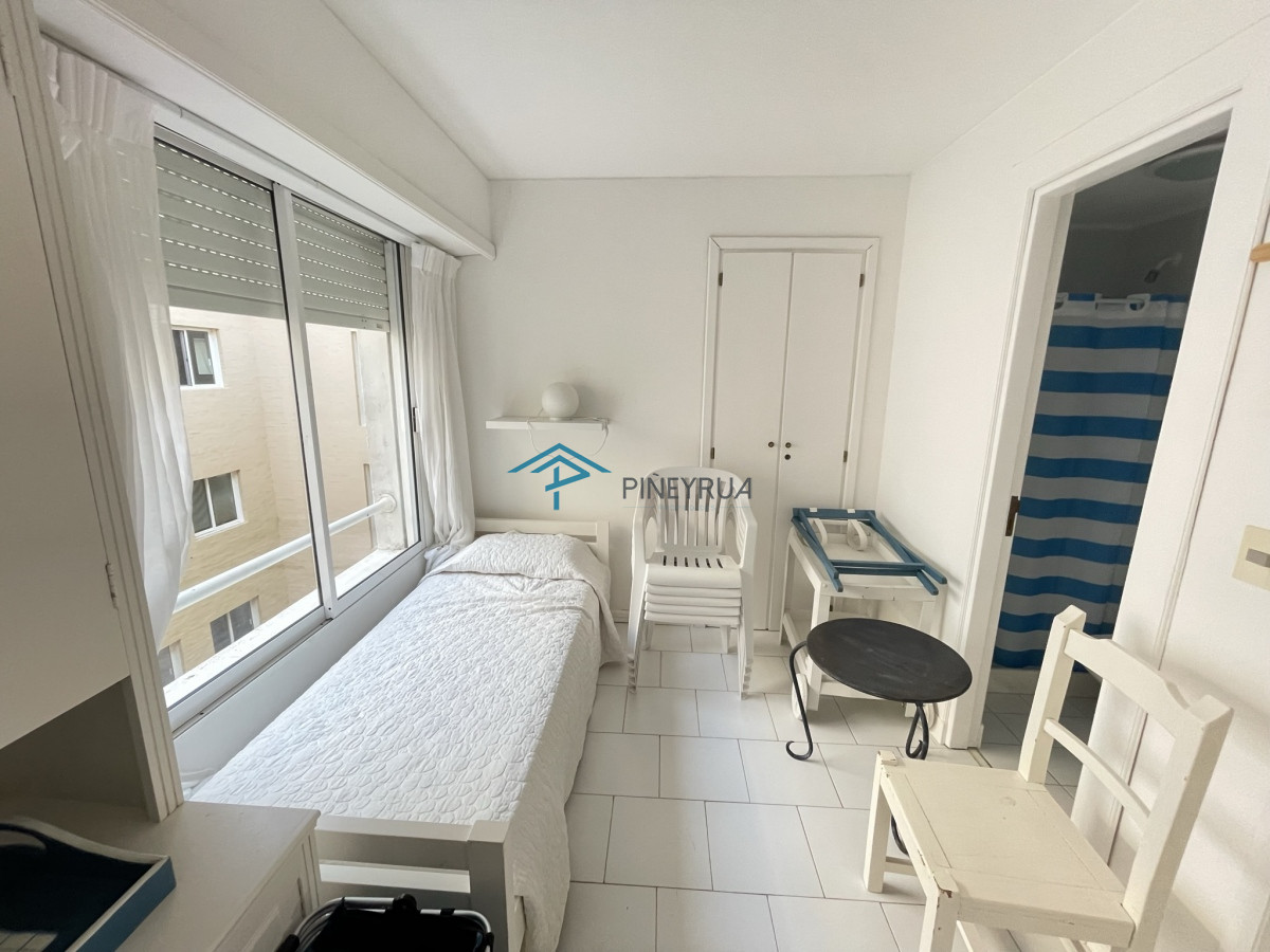 Apartamento ID.169 - APARTAMENTO EN VENTA SOBRE LA BRAVA, EDIFICIO PINARES DE LA BARRA 