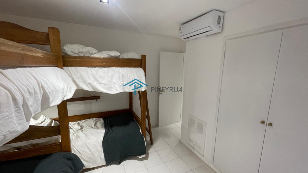 APARTAMENTO EN VENTA EN MANANTIALES, PRIMERA LINEA 3 DORMITORIOS