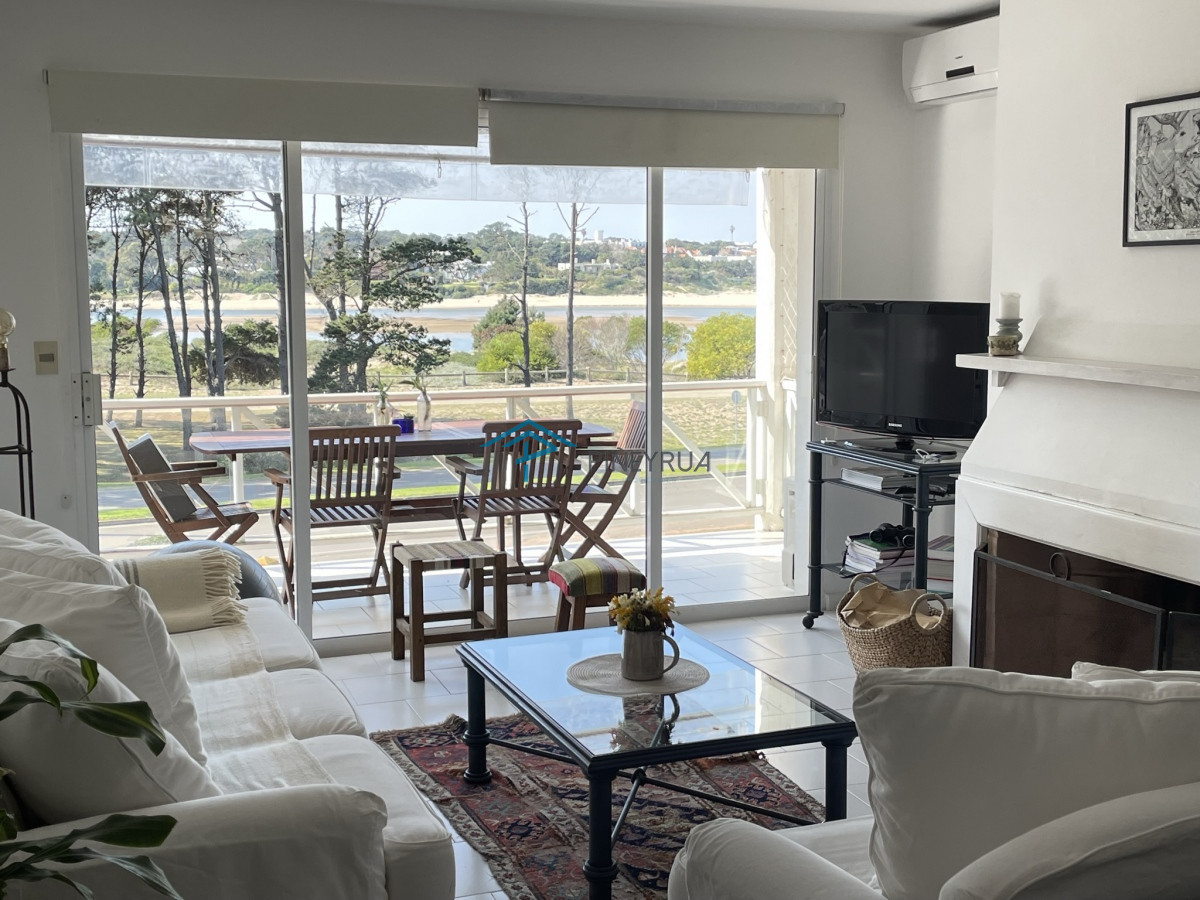 Apartamento ID.207 - APARTAMENTO EN VENTA CERCA DEL PUENTE DE LA BARRA 2 DORMITORIOS