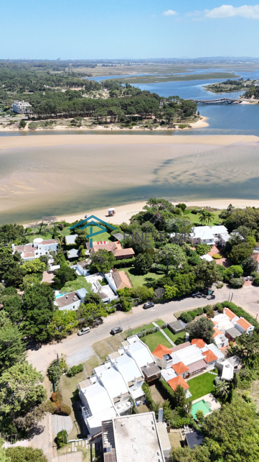 Apartamento en Venta en La Barra Miradores 2 