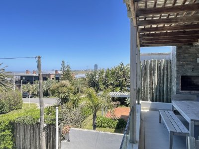 APARTAMENTO EN ALQUILER A PASOS DE LA POSTA DEL CANGREJO 4 DORMITORIOS