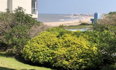 APARTAMENTO EN VENTA A PASOS DE PLAYA BIKINI 3 DORMITORIOS
