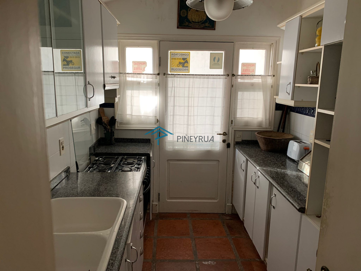 Casa ID.111 - CASA EN VENTA EN LA BARRA ZONA LA POSTA DEL CANGREJO 3 DORMITORIOS