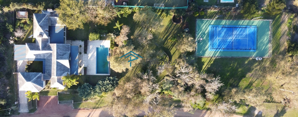 Casa ID.212 - ESPECTACULAR PROPIEDAD EN VENTA EN EL CLUB DE LA BARRA 