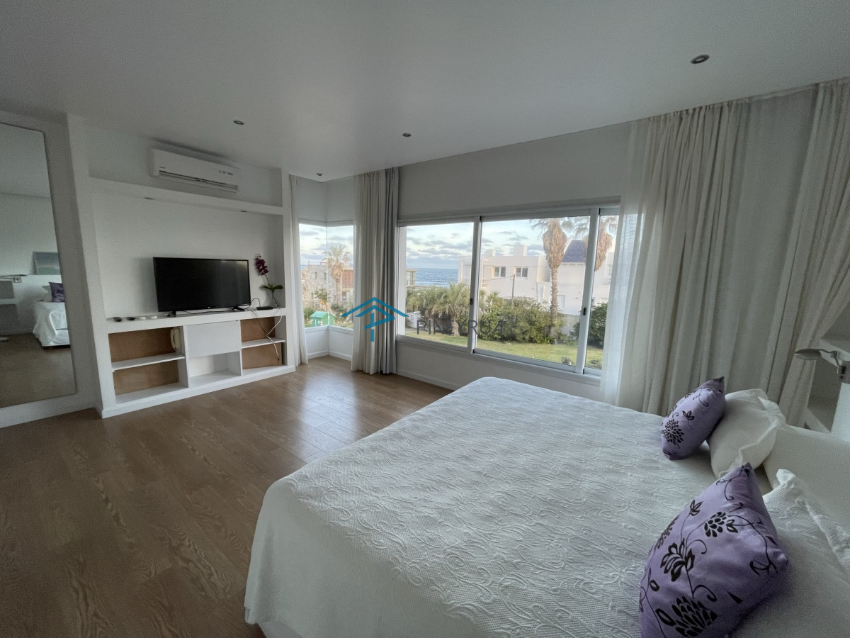 Casa ID.193 - EN VENTA EXCELENTE PROPIEDAD EN LA POSTA DEL CANGREJO 3 DORMITORIOS