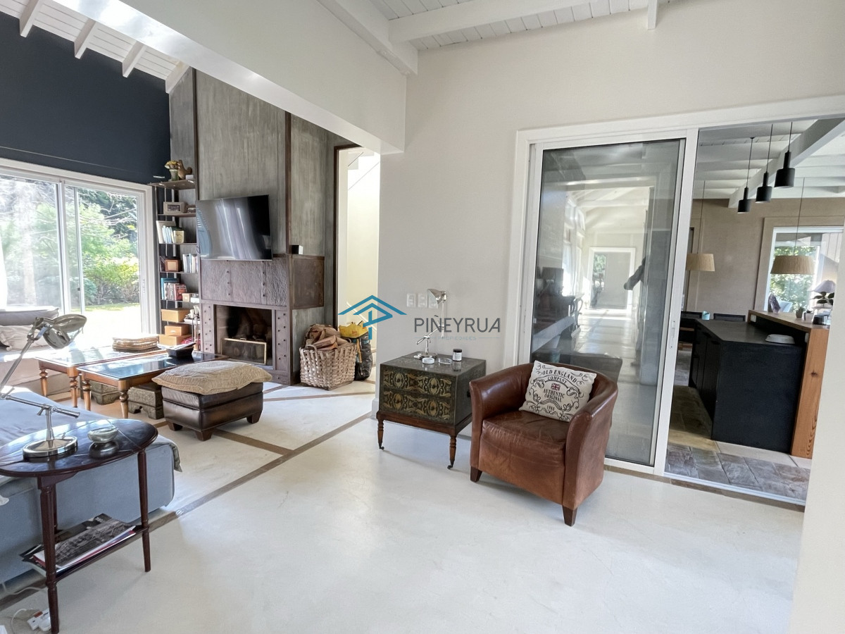 Casa ID.212 - ESPECTACULAR PROPIEDAD EN VENTA EN EL CLUB DE LA BARRA 