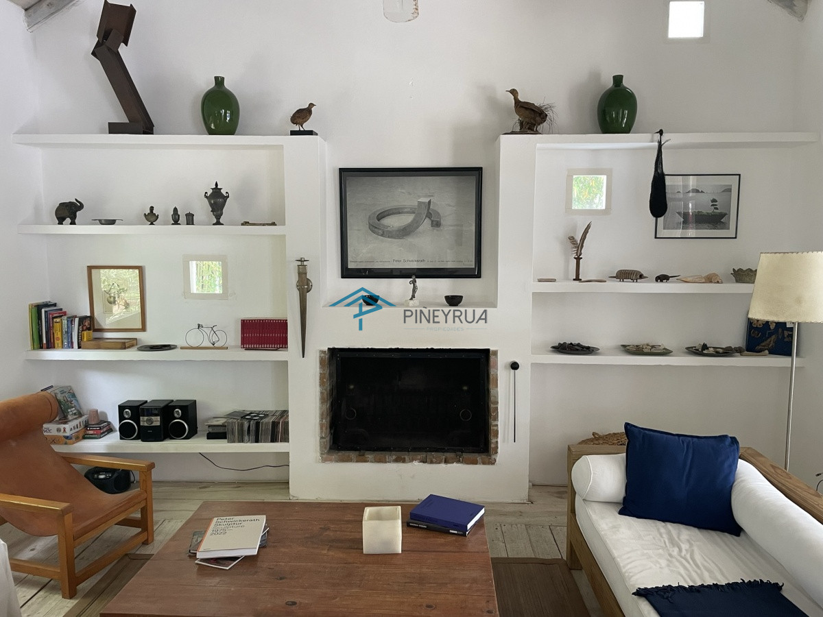 Casa ID.131 - CASA EN VENTA EN ZONA TRANQUILA DE LA BARRA 3 DORMITORIOS Y PILETA