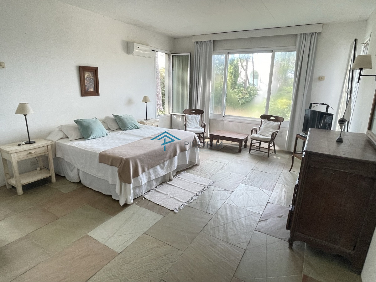 Casa ID.127 - CASA EN VENTA EN EL CLUB LAGUNA BLANCA 3 DORMITORIOS Y SERVICIO