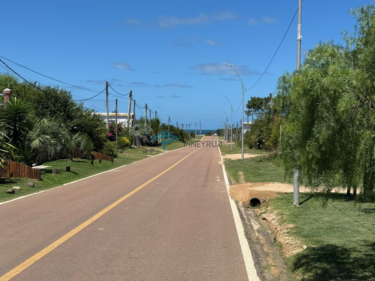 Apartamento a una cuadra del Mar Balneario Buenos Aires.