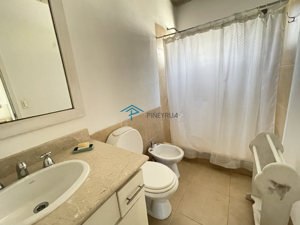 Casa ID.311 - CASA EN VENTA EN BARRIO CERRADO LAGUNA BLANCA 7 DOTMITORIOS