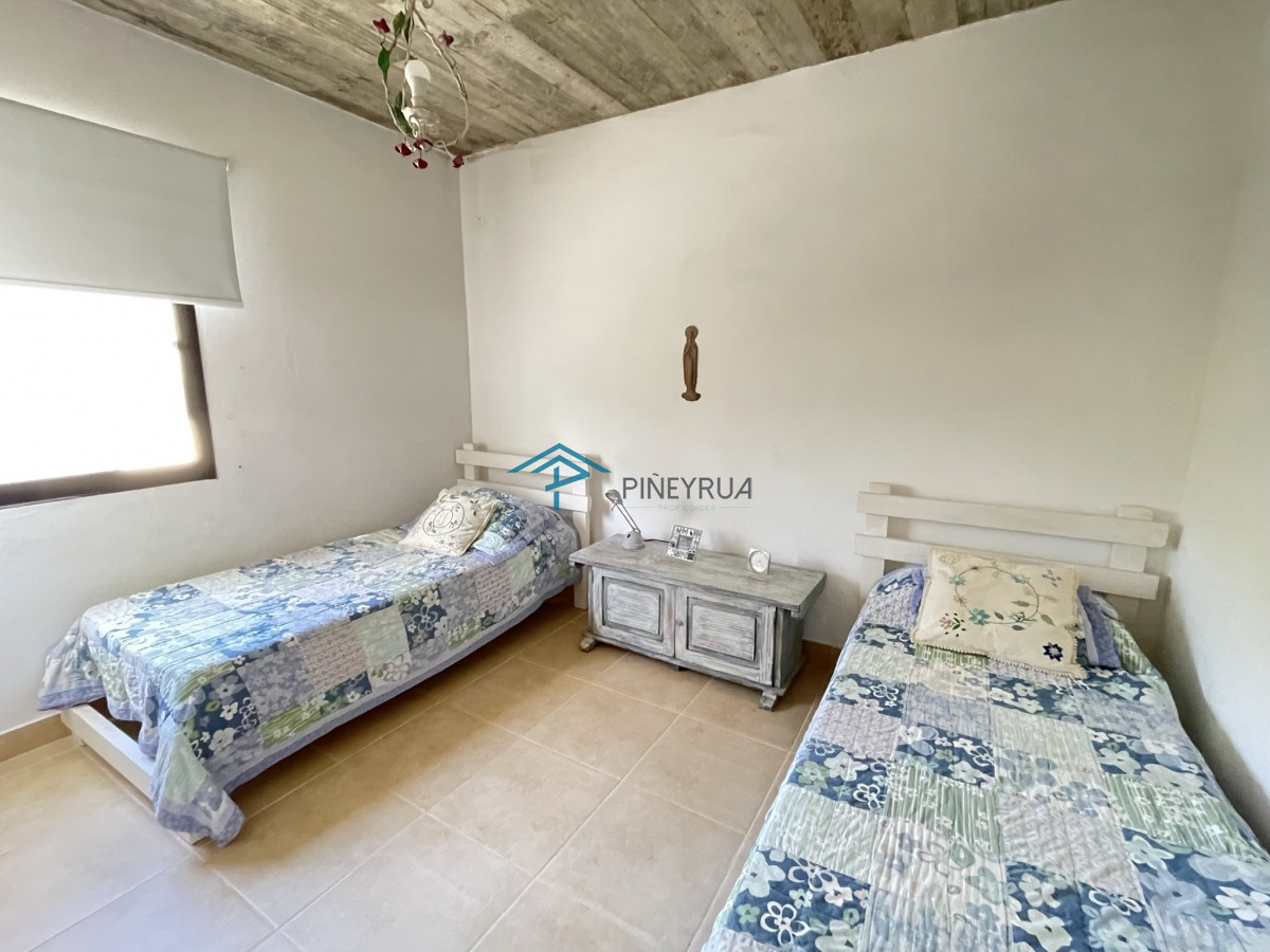 Casa ID.311 - CASA EN VENTA EN BARRIO CERRADO LAGUNA BLANCA 7 DOTMITORIOS