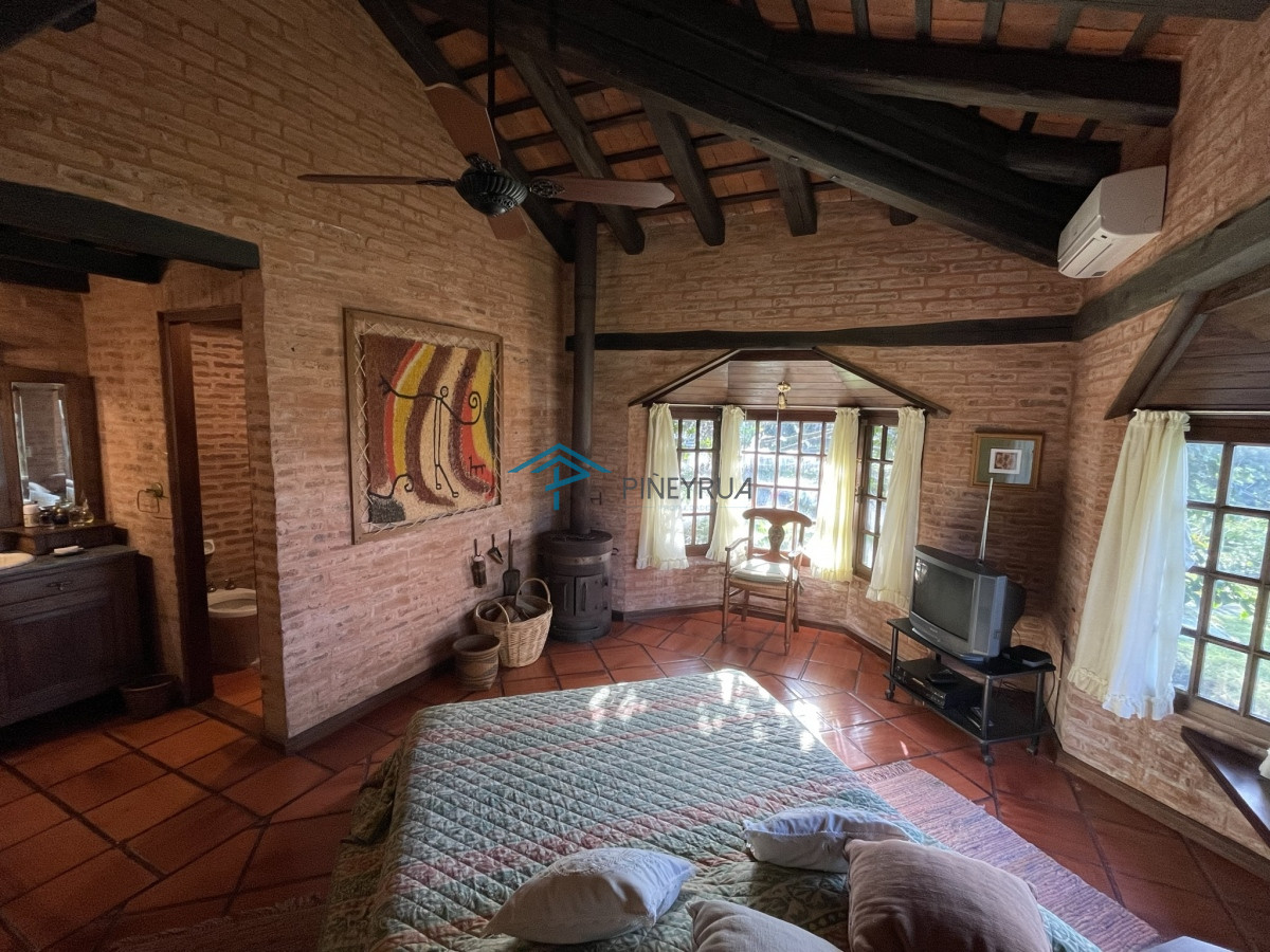 Casa ID.142 - LA TORTUGA DE MONTOYA, IMPACTANTE PROPIEDAD A PASOS DEL MAR