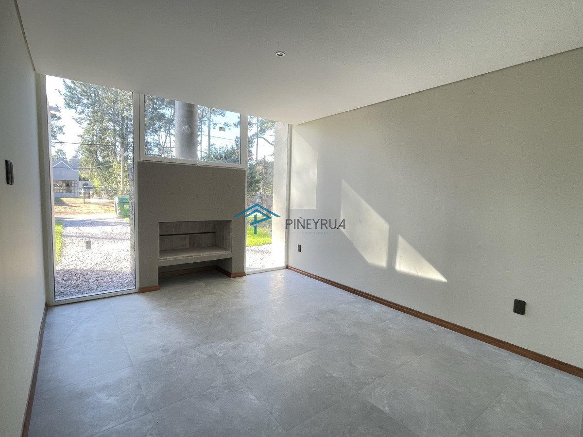 Casa ID.205 - CASA EN PROPIEDAD HORIZONTAL A ESTRENAR EN PINARES 2 DORMITORIOS