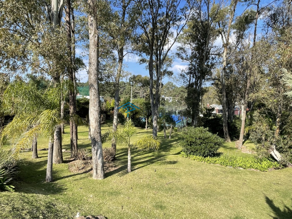 Casa ID.212 - ESPECTACULAR PROPIEDAD EN VENTA EN EL CLUB DE LA BARRA 