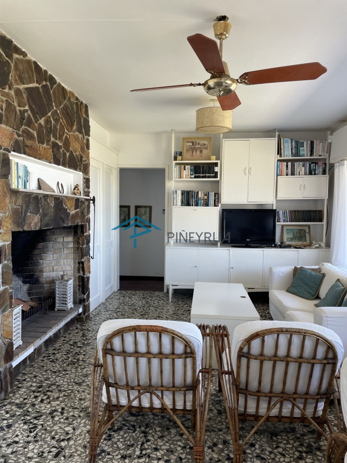 Casa ID.42 - EN VENTA CASA DE 2 DORMITORIOS SOBRE PLAYA LA POSTA DEL CANGREJO