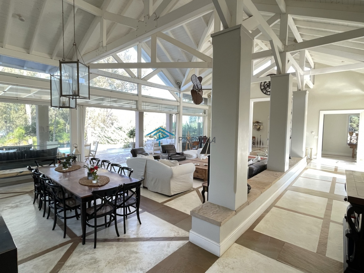 Casa ID.212 - ESPECTACULAR PROPIEDAD EN VENTA EN EL CLUB DE LA BARRA 