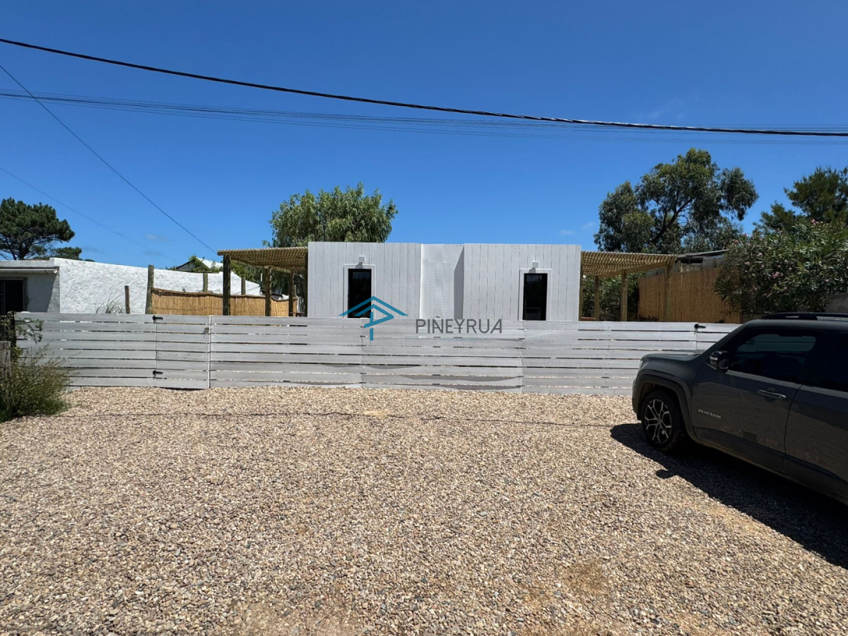 Apartamento a una cuadra del Mar Balneario Buenos Aires.