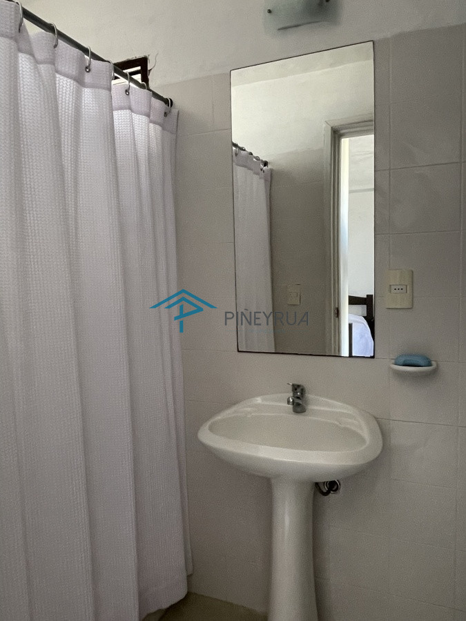 Casa ID.78 - CASA EN ALQUILER EN PRIMERA LINEA EN LA POSTA DEL CANGREJO 6 DORM.