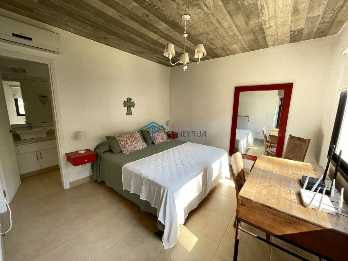 Casa ID.311 - CASA EN VENTA EN BARRIO CERRADO LAGUNA BLANCA 7 DOTMITORIOS