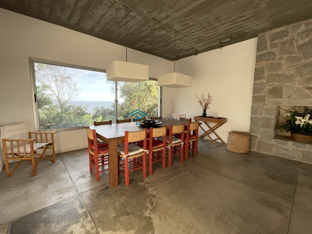 Casa ID.69 - CASA CON VISTA AL MAR EN VENTA EN EL CHORRO 4 DORMITORIOS