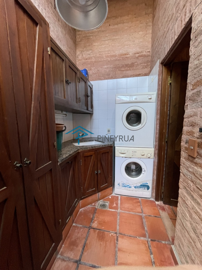 Casa ID.142 - LA TORTUGA DE MONTOYA, IMPACTANTE PROPIEDAD A PASOS DEL MAR