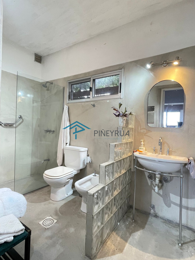 Casa ID.177 - EN VENTA, PROPIEDAD EN ALTOS DE PUNTA PIEDRAS 4 DORMITORIOS