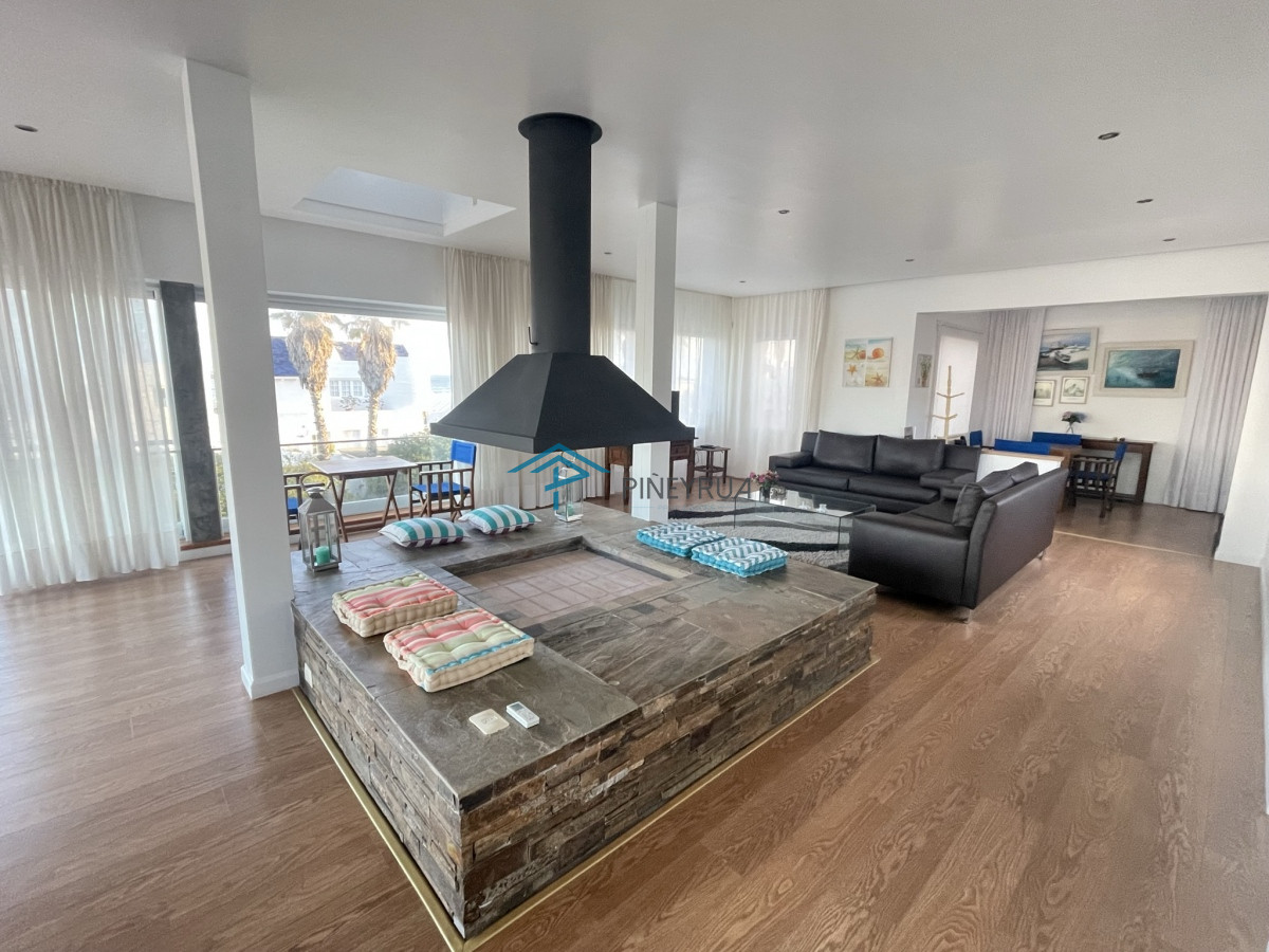Casa ID.193 - EN VENTA EXCELENTE PROPIEDAD EN LA POSTA DEL CANGREJO 3 DORMITORIOS