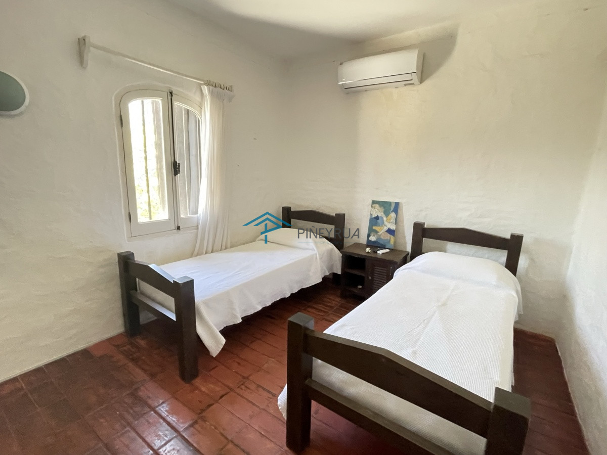Casa ID.78 - CASA EN ALQUILER EN PRIMERA LINEA EN LA POSTA DEL CANGREJO 6 DORM.