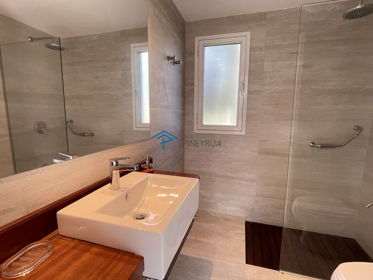 Casa ID.106 - EN VENTA CASA A ESTRENAR EN LA BARRA 3 DORMITORIOS Y PISCINA