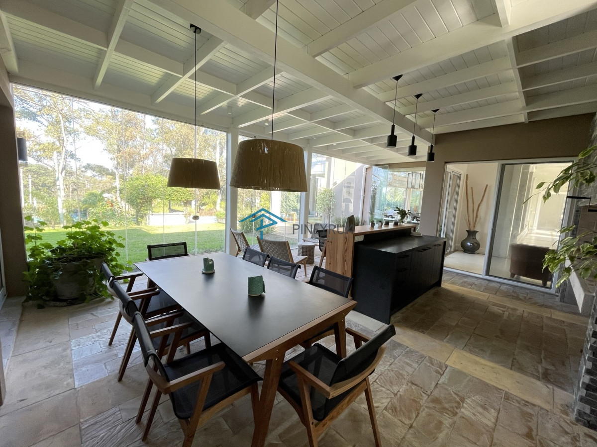 Casa ID.212 - ESPECTACULAR PROPIEDAD EN VENTA EN EL CLUB DE LA BARRA 