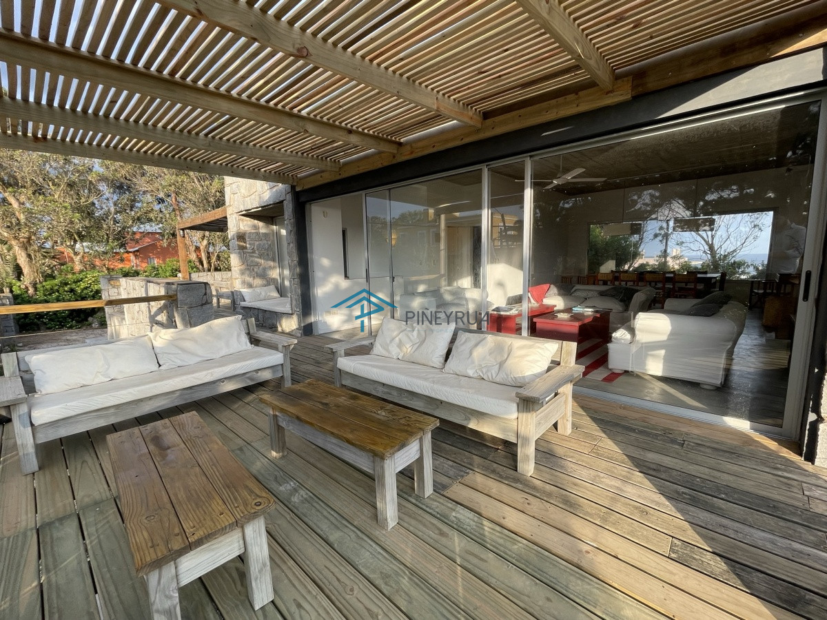 Casa ID.69 - CASA CON VISTA AL MAR EN VENTA EN EL CHORRO 4 DORMITORIOS